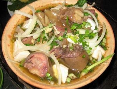 chao-thit-de-nhuc-thung-dung