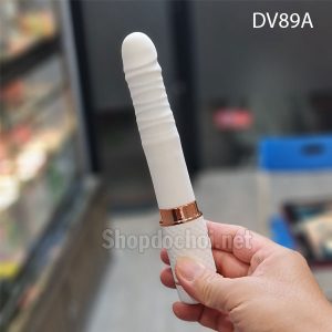 Dương vật giả mini thụt, bú mút